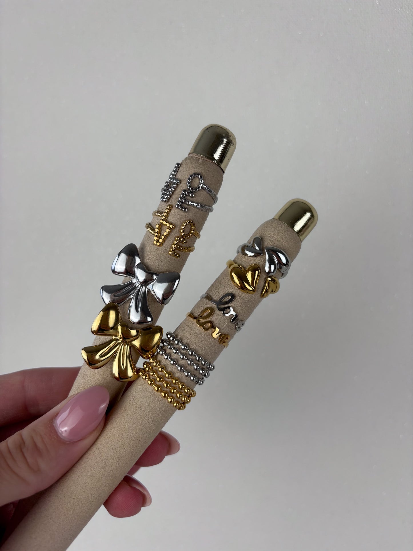 Ring LOVE letters small