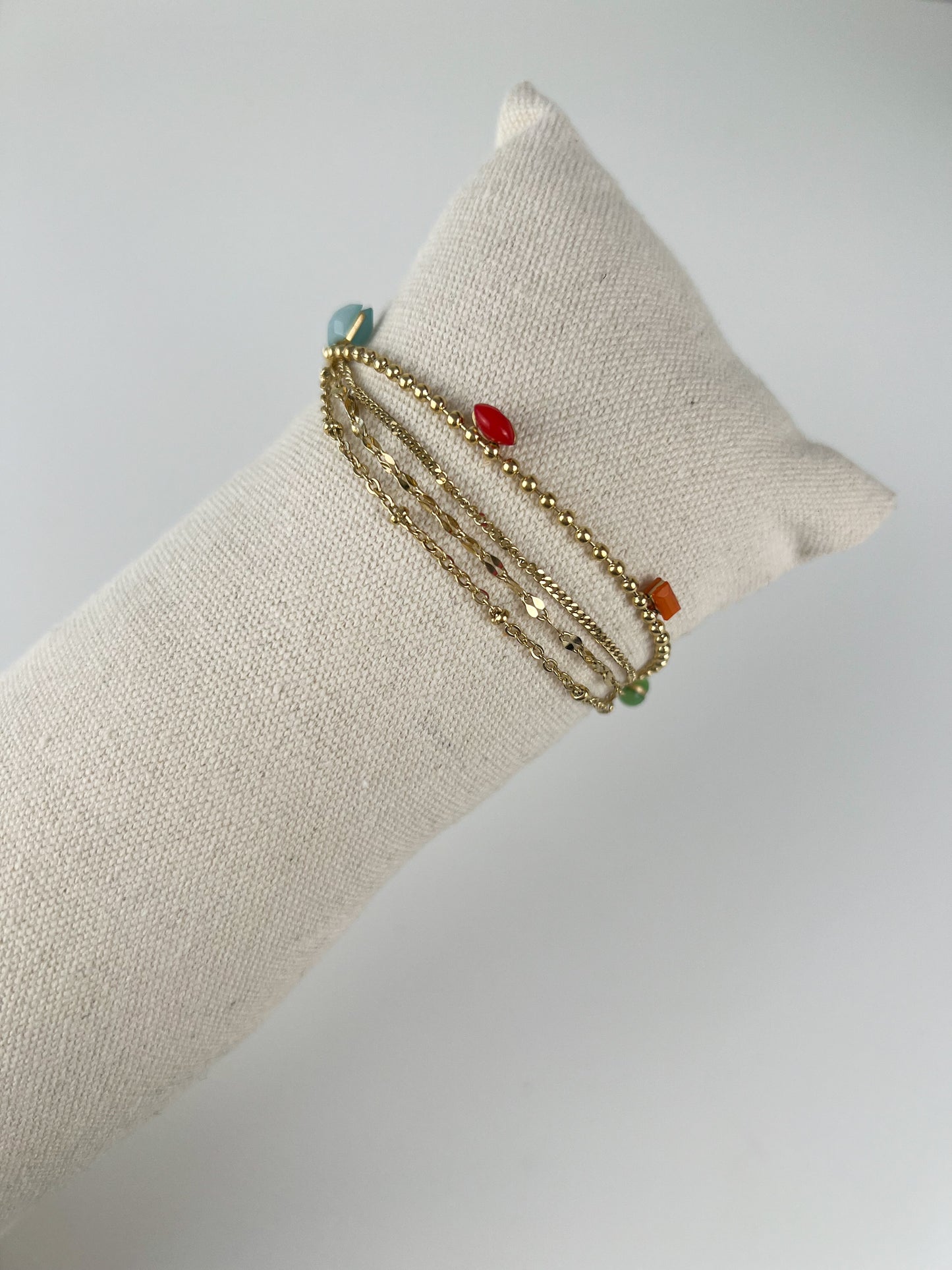 Armband meerdere laagjes met kleuren steentjes
