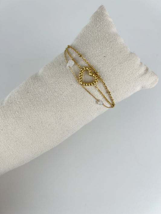 Armband meerde laagjes met hartje en gekleurde steentjes