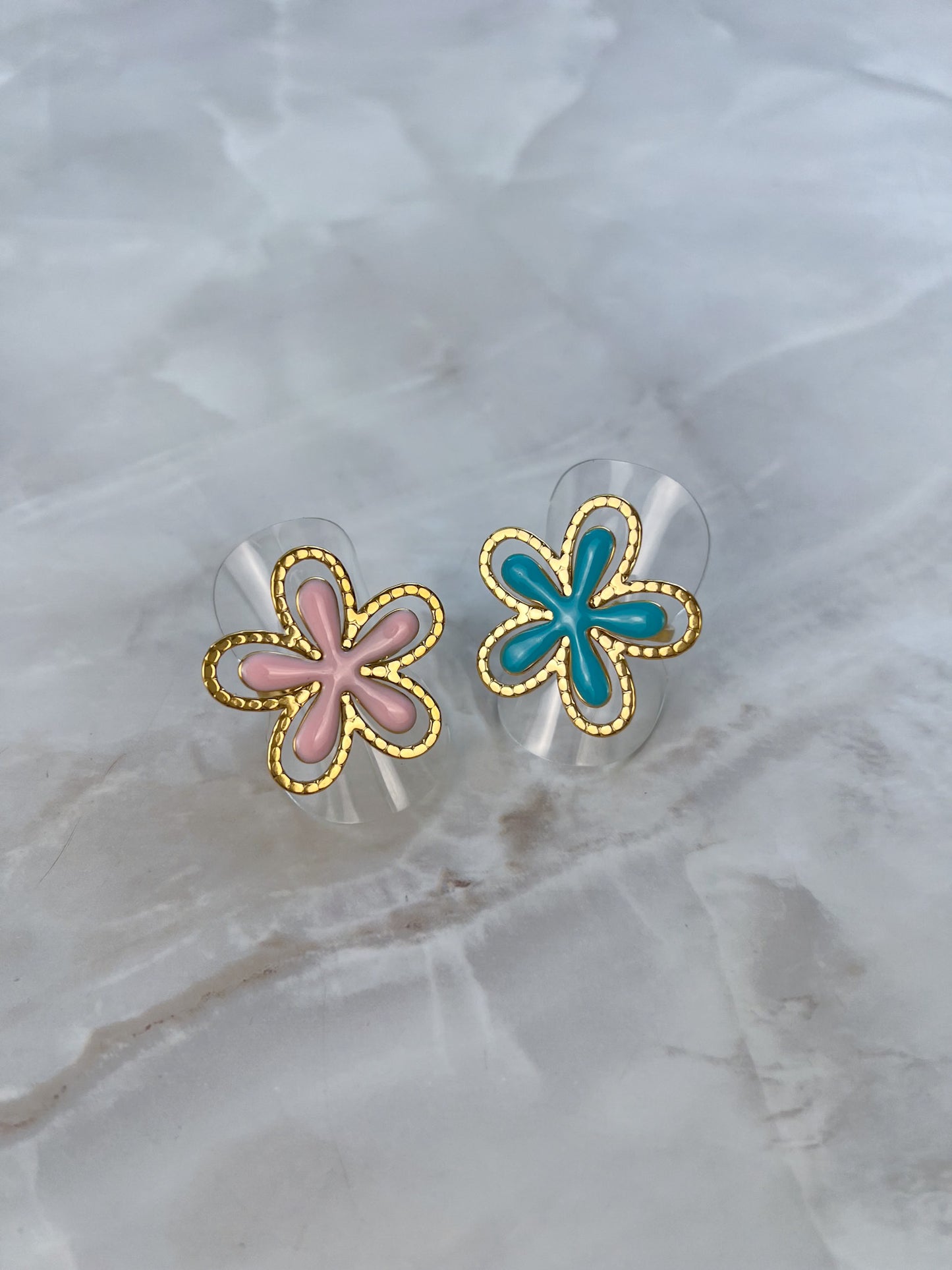 Ring gekleurde statement bloem