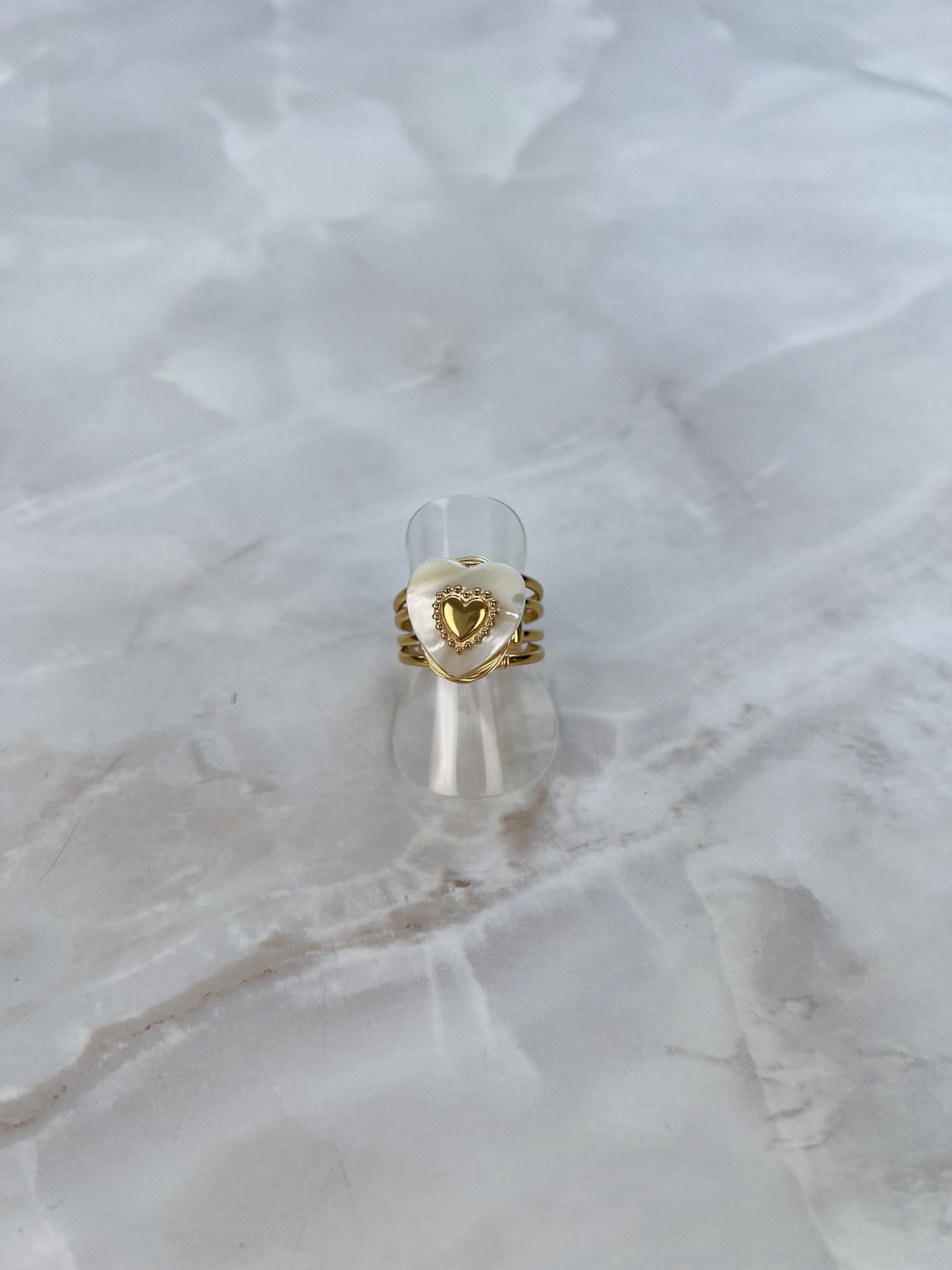 Ring hart vorm steen