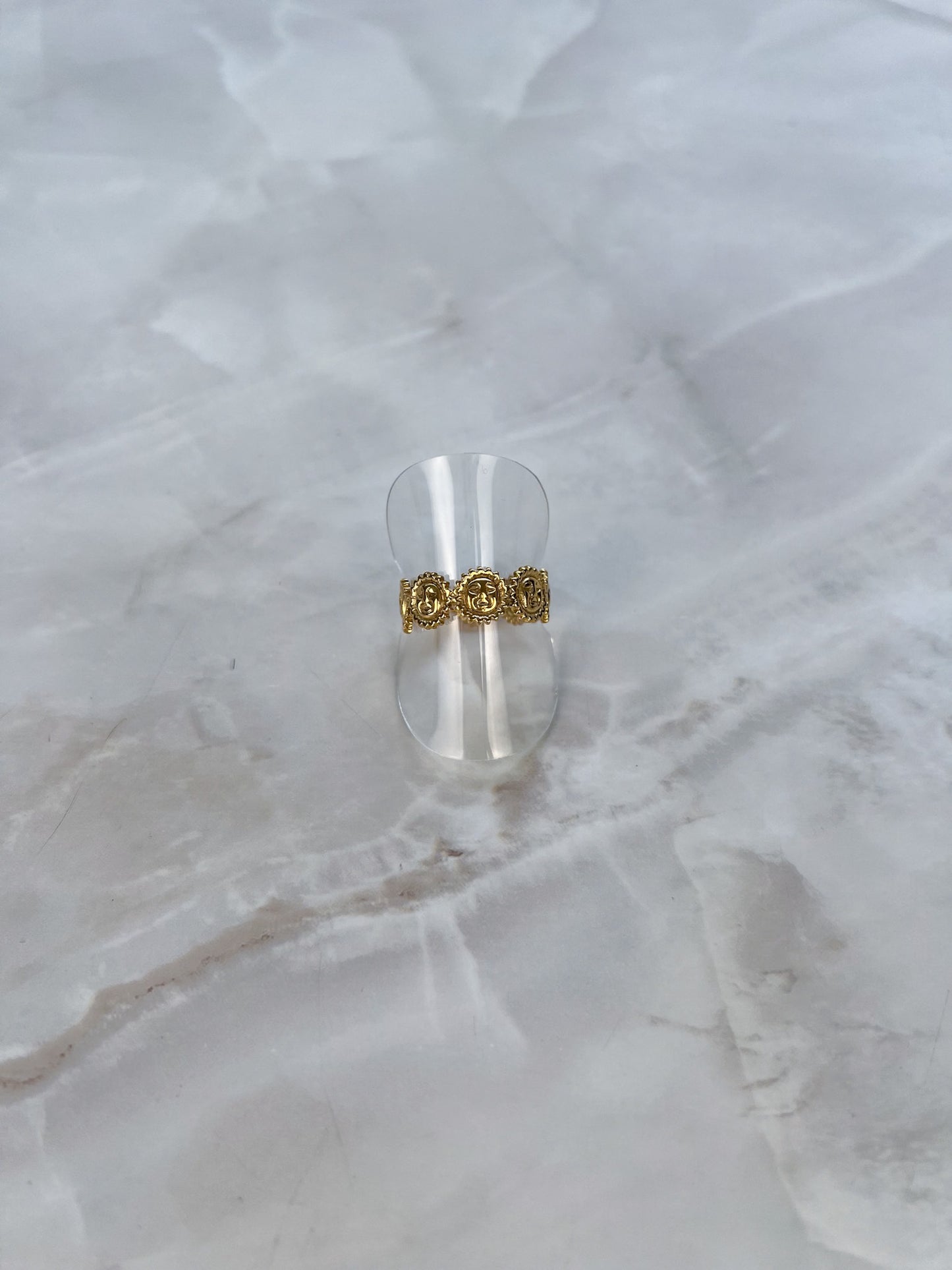 Ring rondom zonnetjes