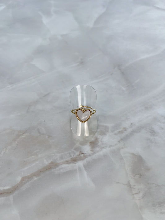 Ring gekleurd hartje met bolletjes randje