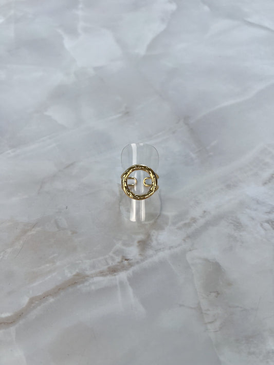 Ring kleine O met patroon
