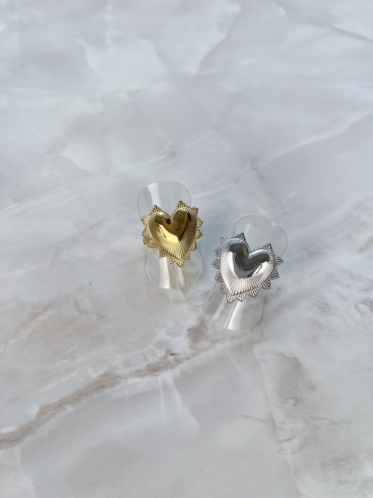 Ring zonnetje in de vorm hartje