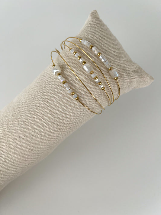 Armband statisch meerdere lagen met steentjes en sluiting