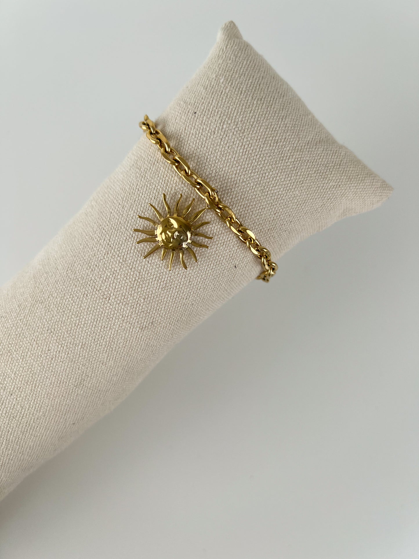 Schakel armband met zonnetje