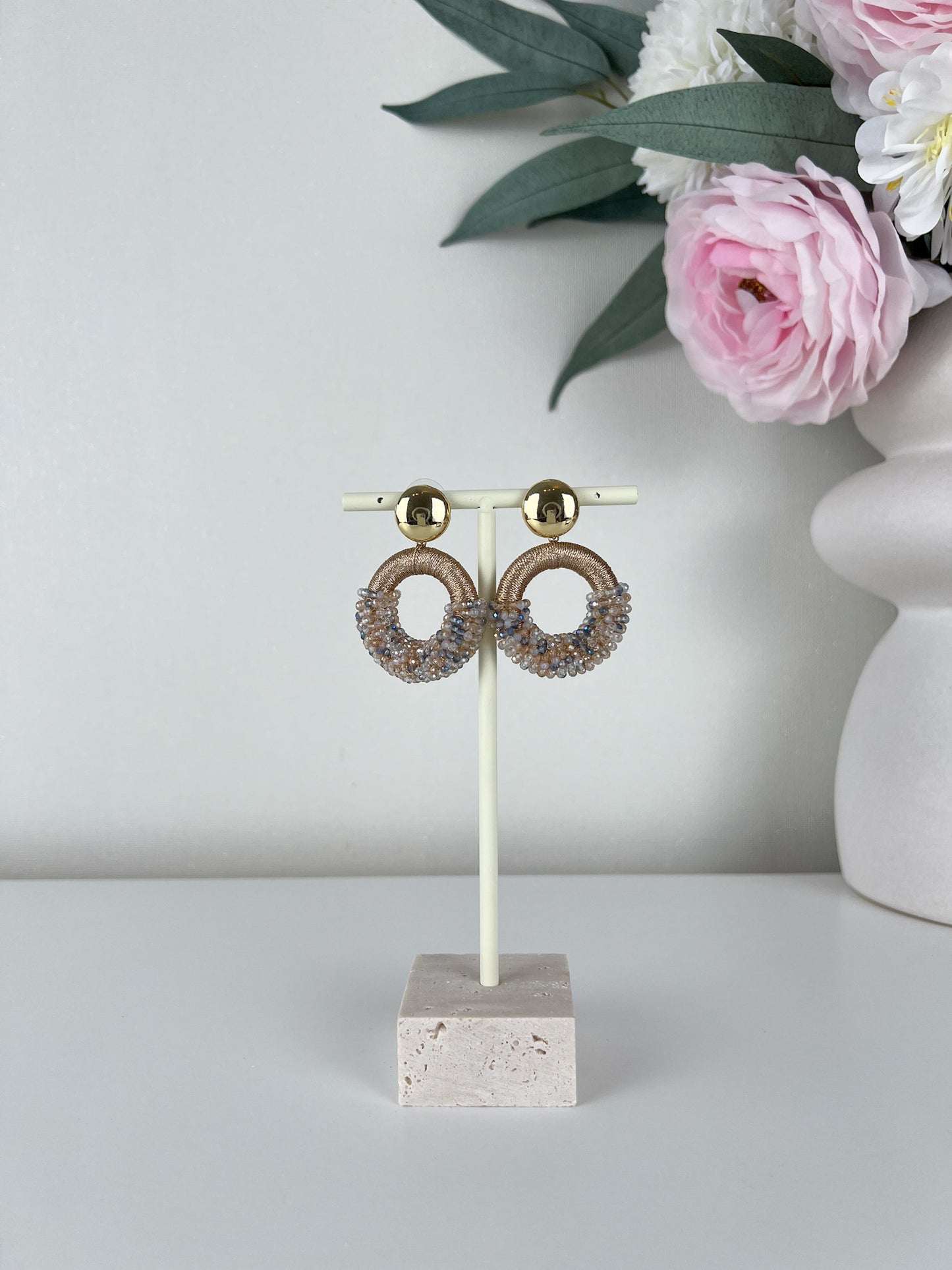 Oorbellen rond met stof en kraaltjes