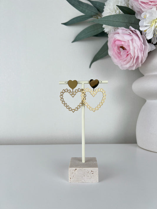Oorbellen hart met open hartjes
