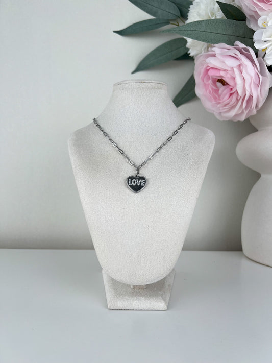 Ketting LOVE hart met parels