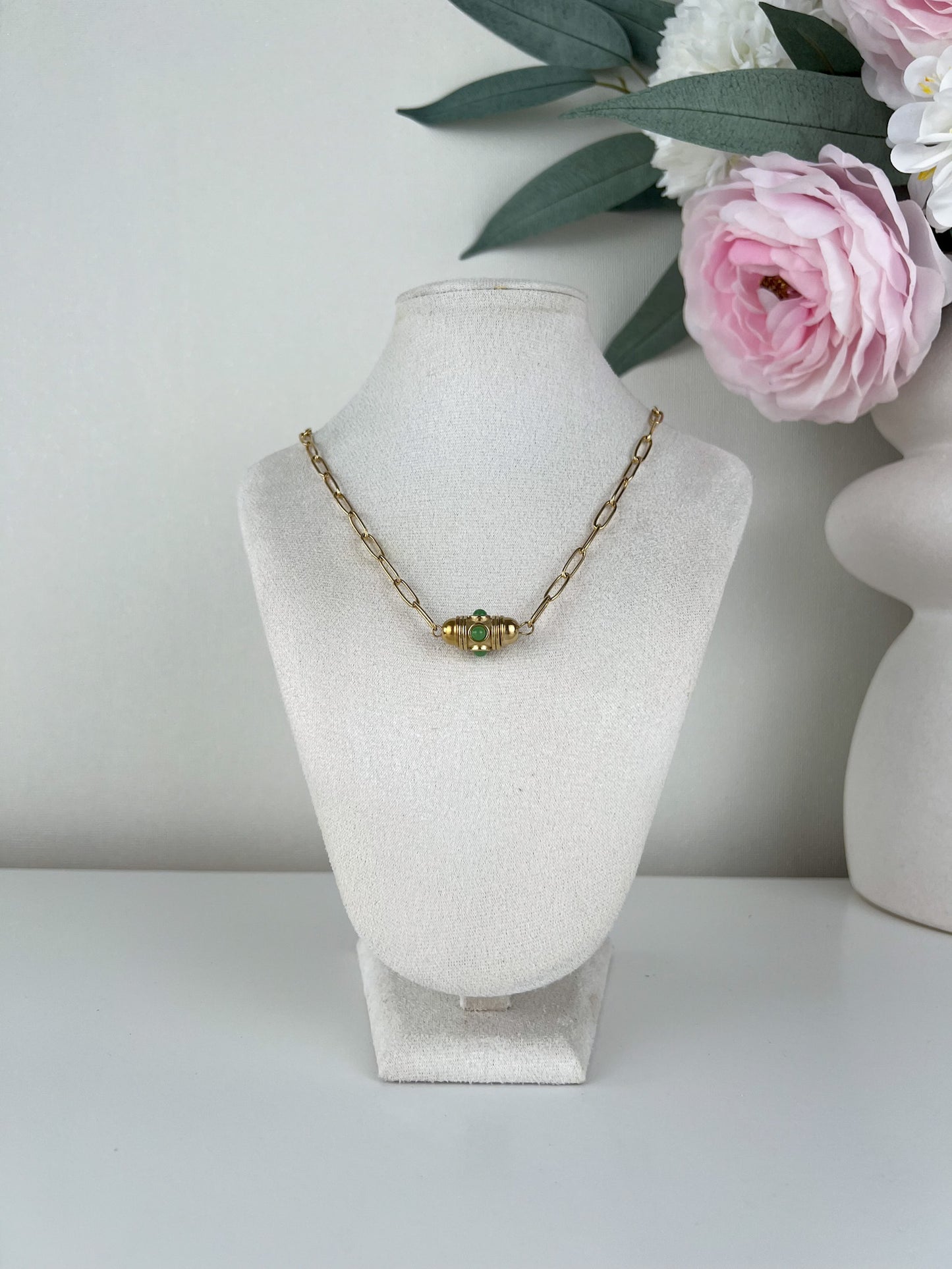 Schakel ketting met bedel en kleur