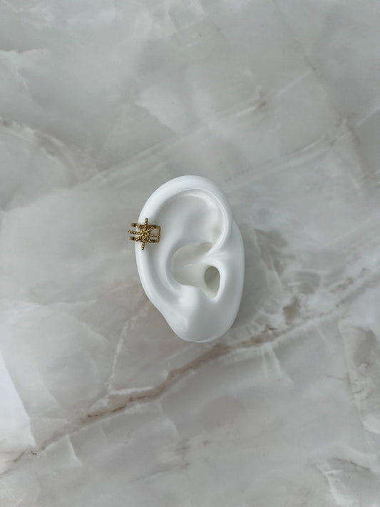 Earcuff little star