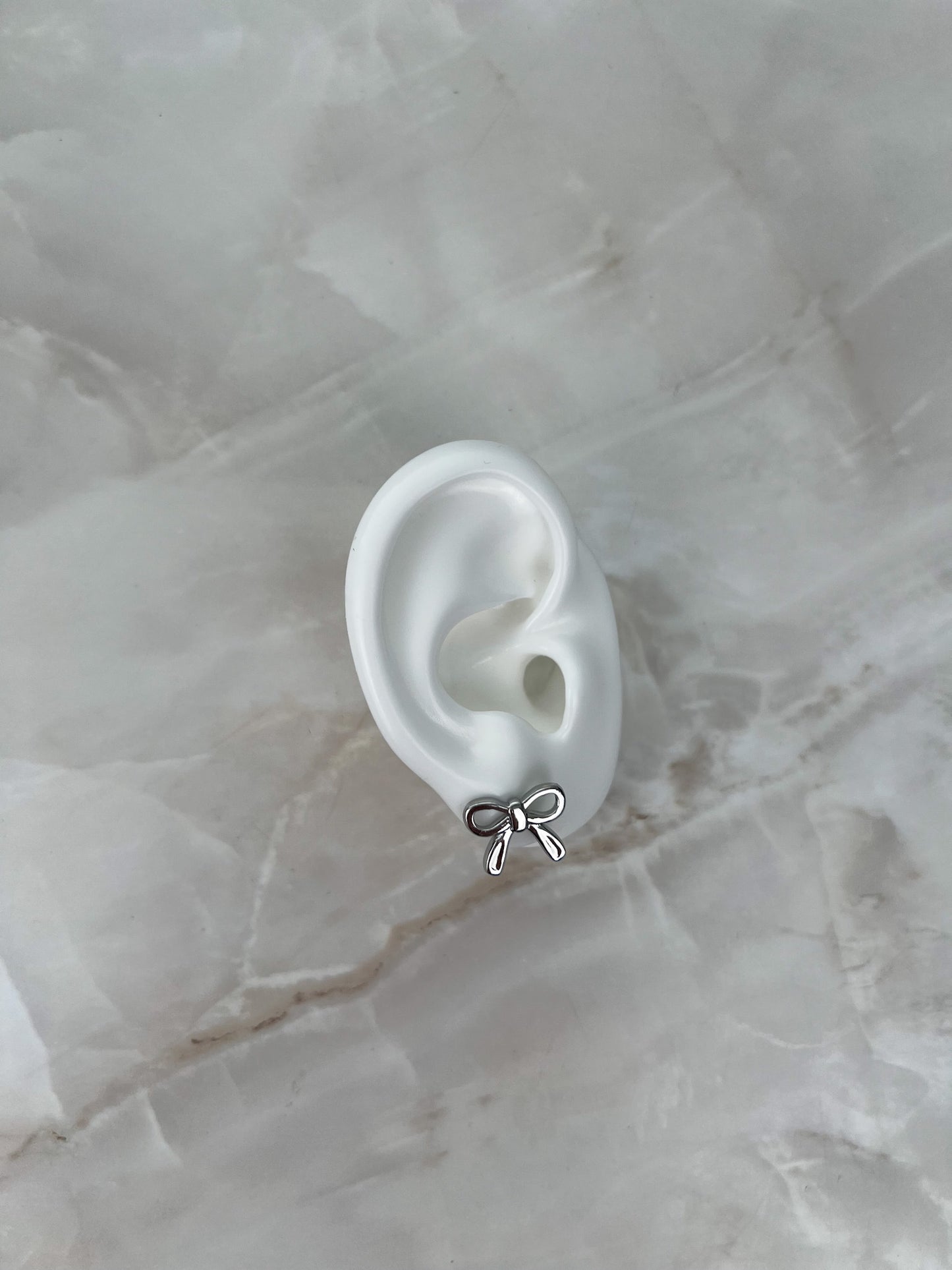 Studs oorbellen strik