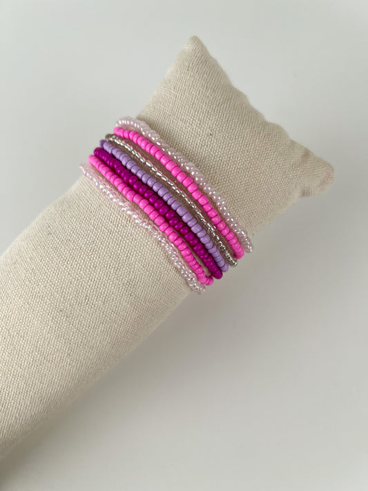 Grote set elastisch armbandjes met kleur kraaltjes
