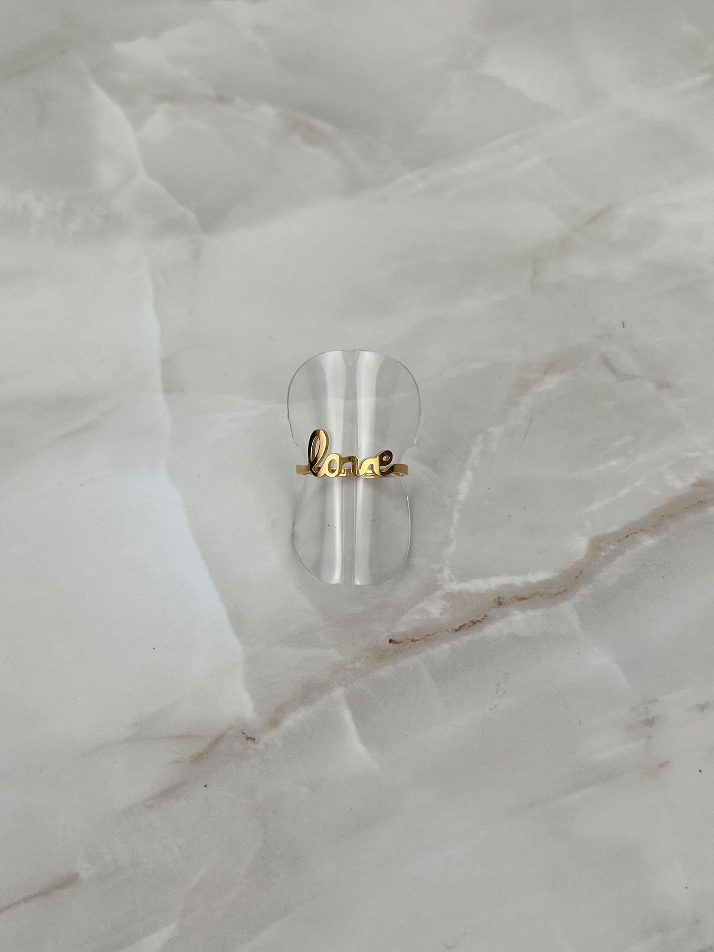 Ring LOVE letters small