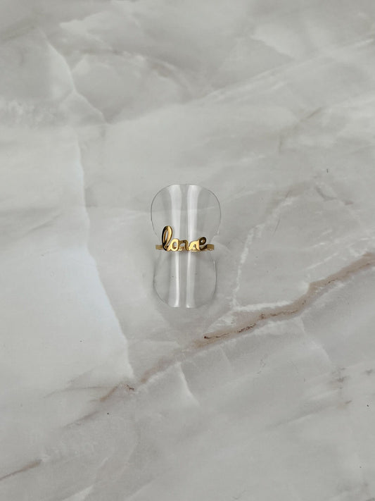 Ring LOVE letters small