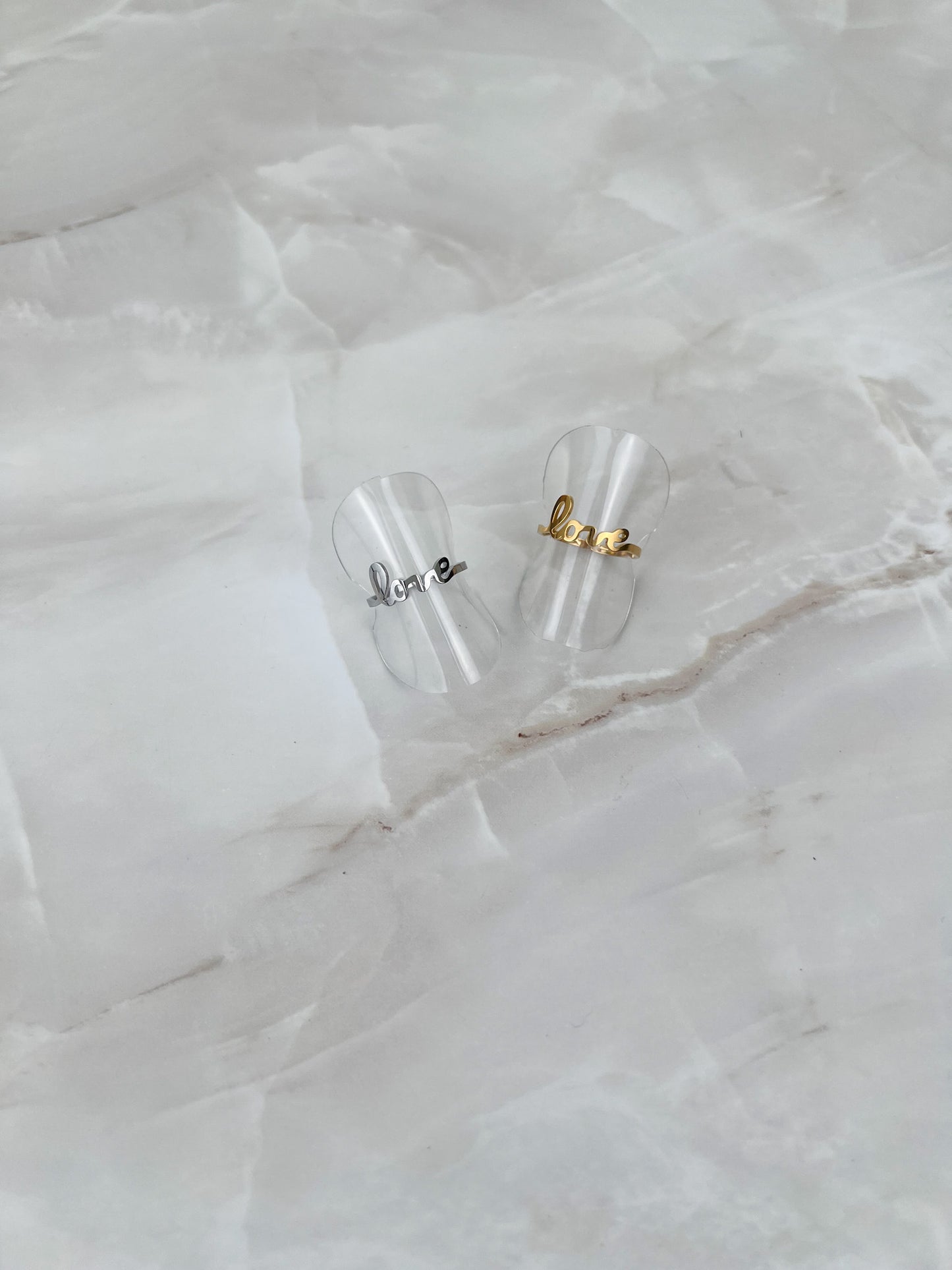 Ring LOVE letters small