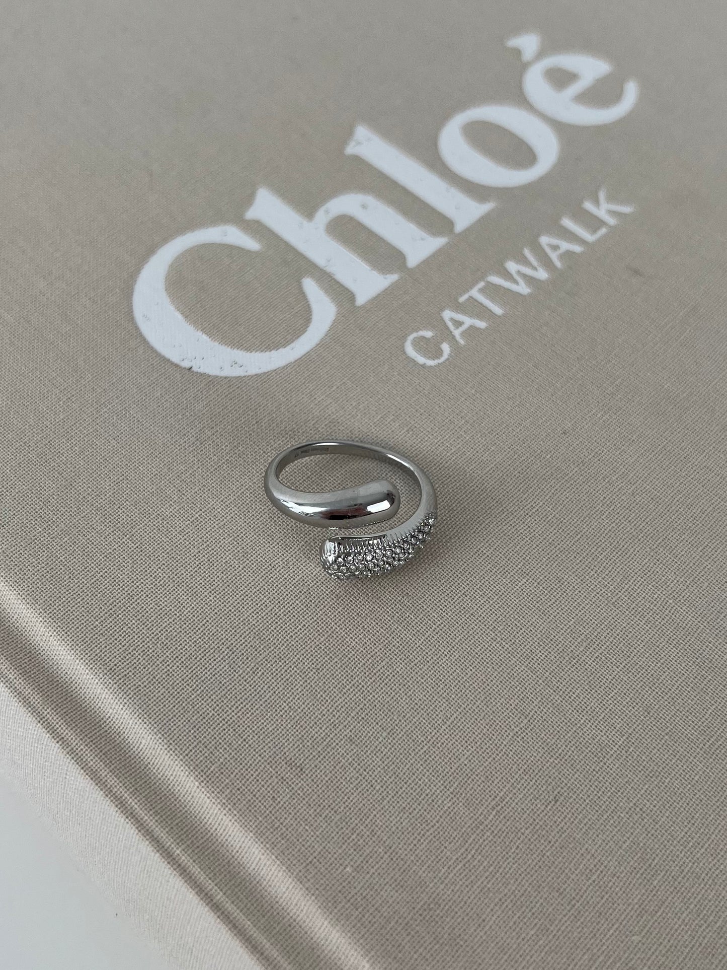 Ring dubbel laagjes met strass