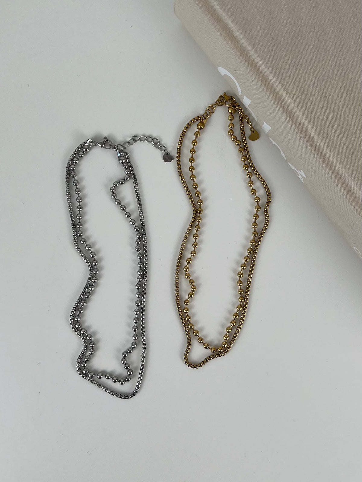 Ketting dubbellaags balletjes