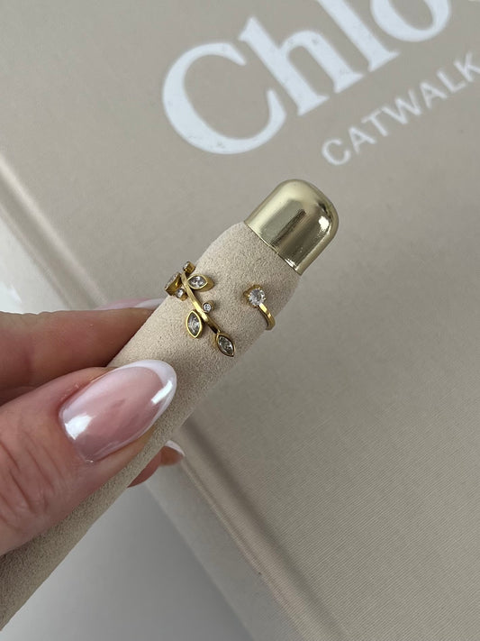 Ring open voorzijde patroon met steentjes