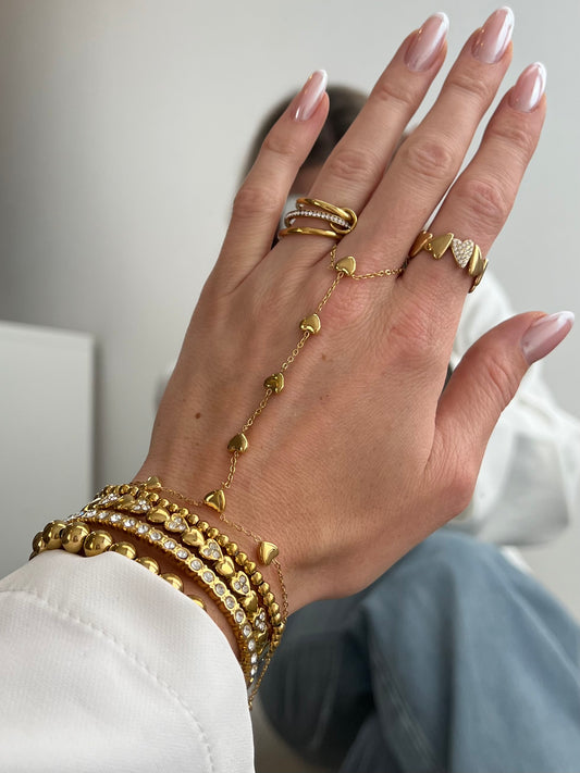 Handchain hartjes op een rij strass