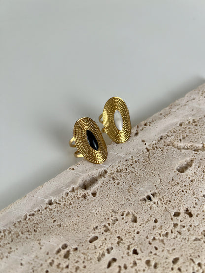 Statement ring ovaal met patroon en platte steen
