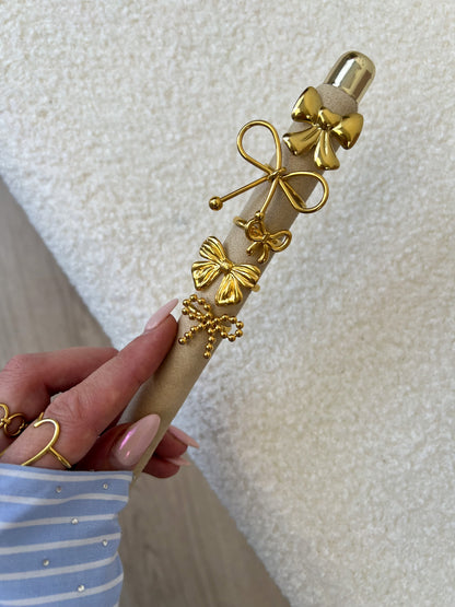 Ring strik met bolletjes patroon