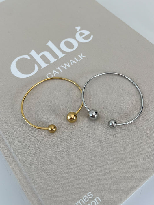 Bangle armband open voorzijde met balletjes