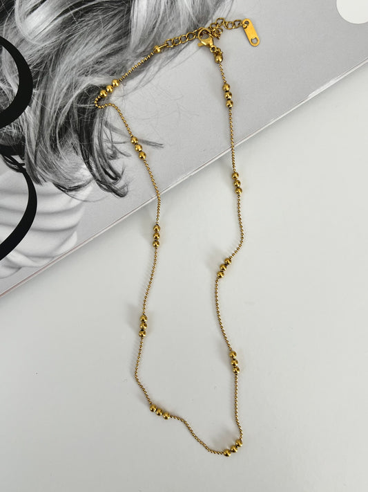 Ketting met balletjes patroon