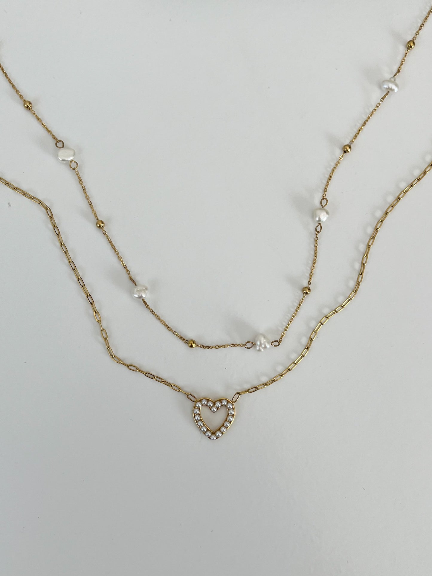 Ketting met pareltjes en balletjes