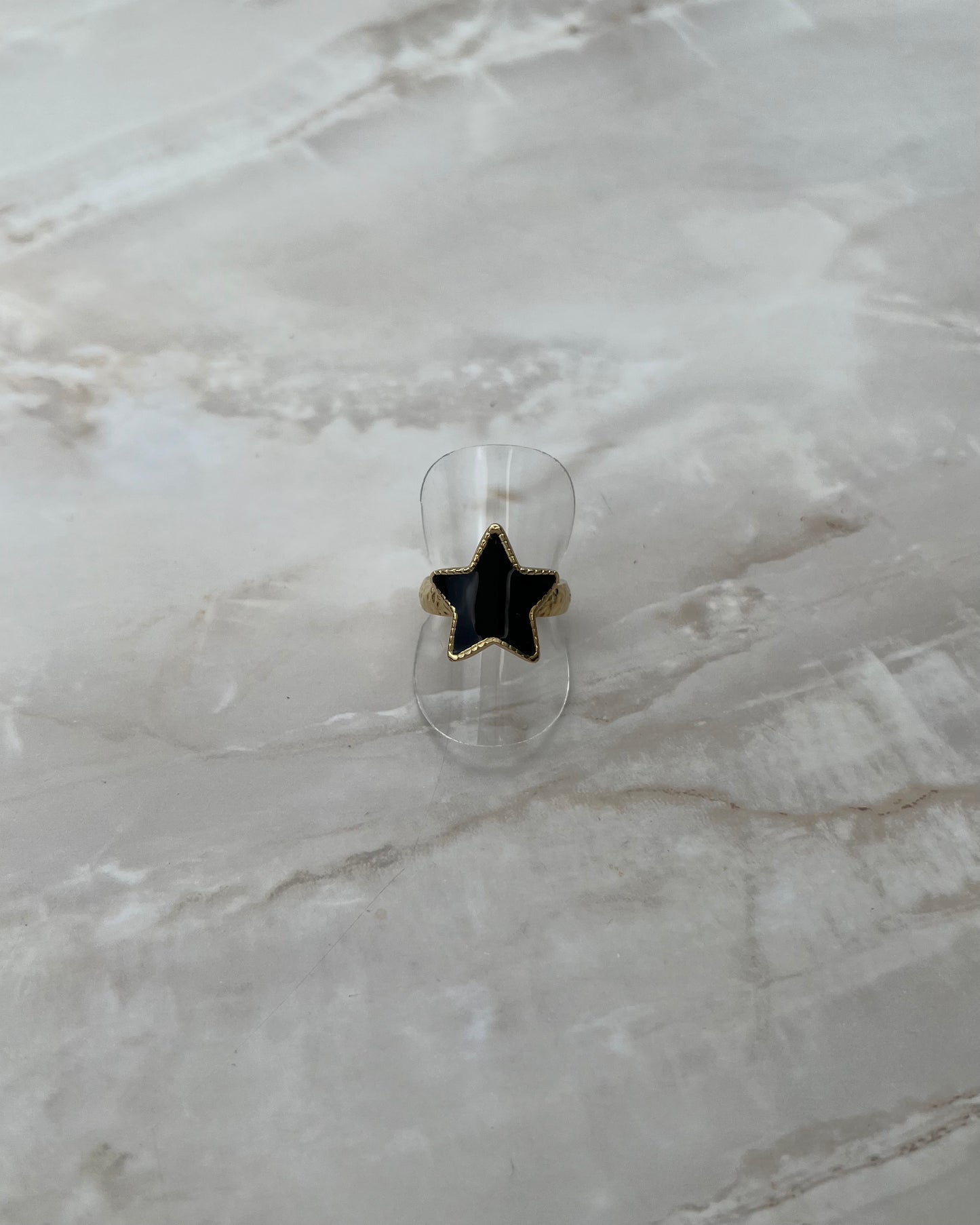 Ring gekleurd sterretje