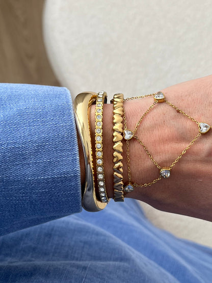 Click bangle allround hearts