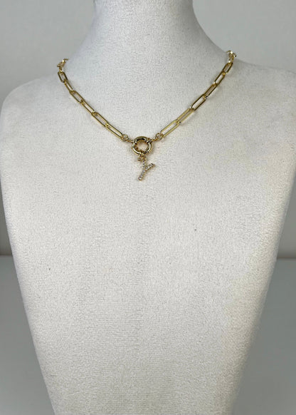 Strass letter necklace voorsluiting