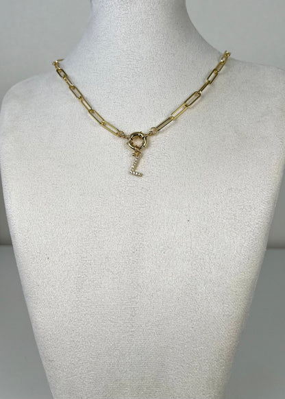 Strass letter necklace voorsluiting