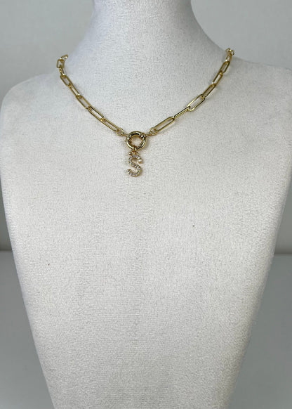 Strass letter necklace voorsluiting
