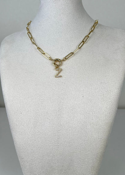 Strass letter necklace voorsluiting