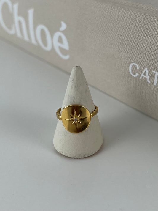 Ring plat rond met ster