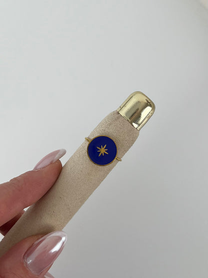 Ring rond met kleur en ster
