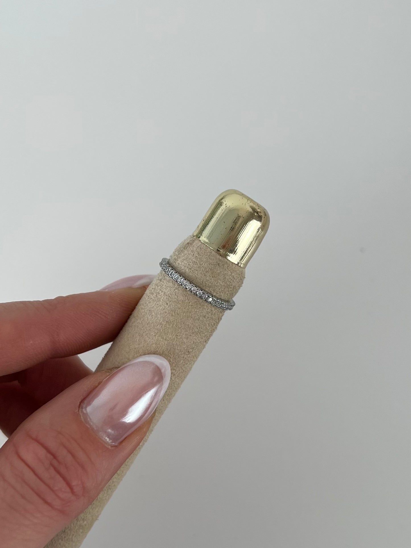 Fijn ringetje allround strass