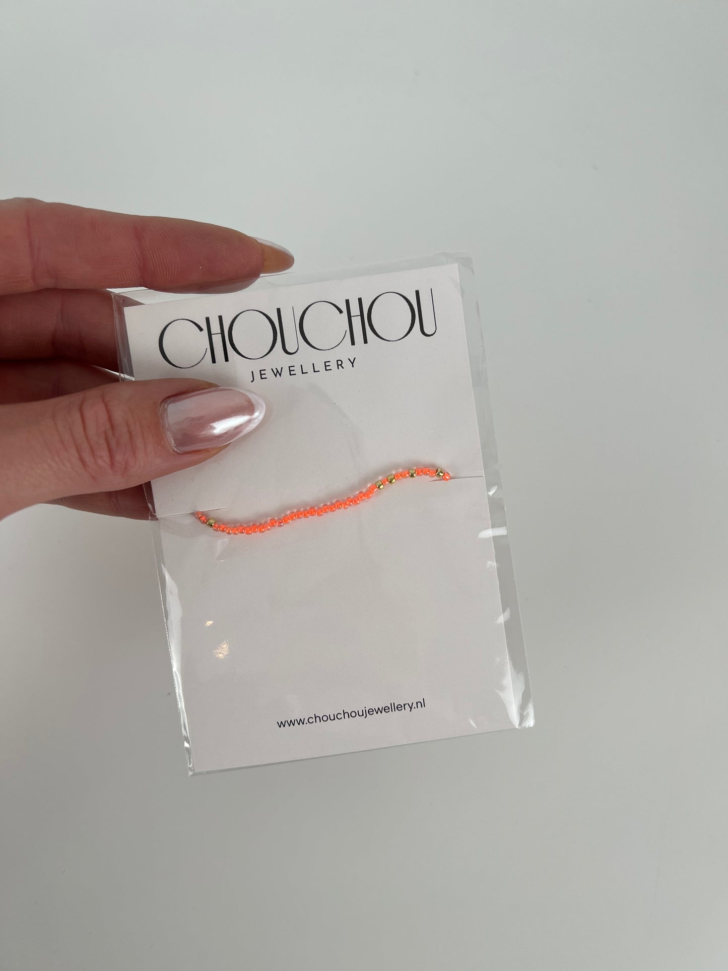 Armband gekleurde glaskraaltjes