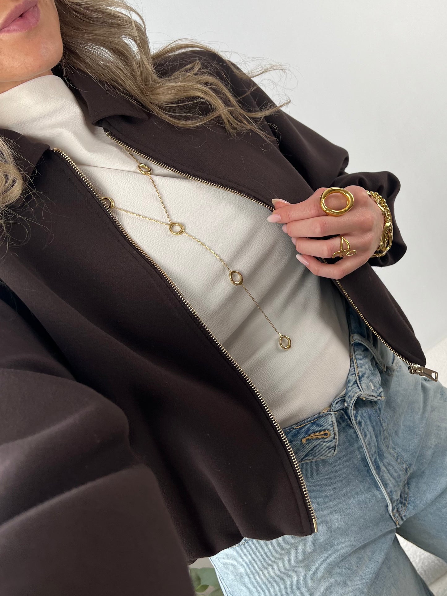 Y lange ketting asymmetrische rondjes