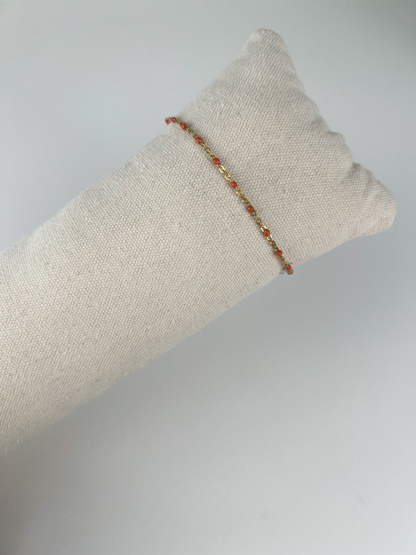 Armband smalle gekleurde dots