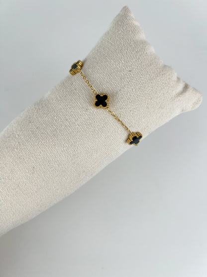 Armband gekleurde klavers