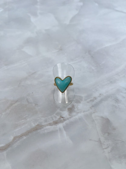 Ring hart met gekleurde steen
