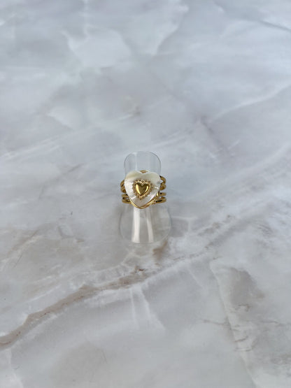 Ring hart vorm steen
