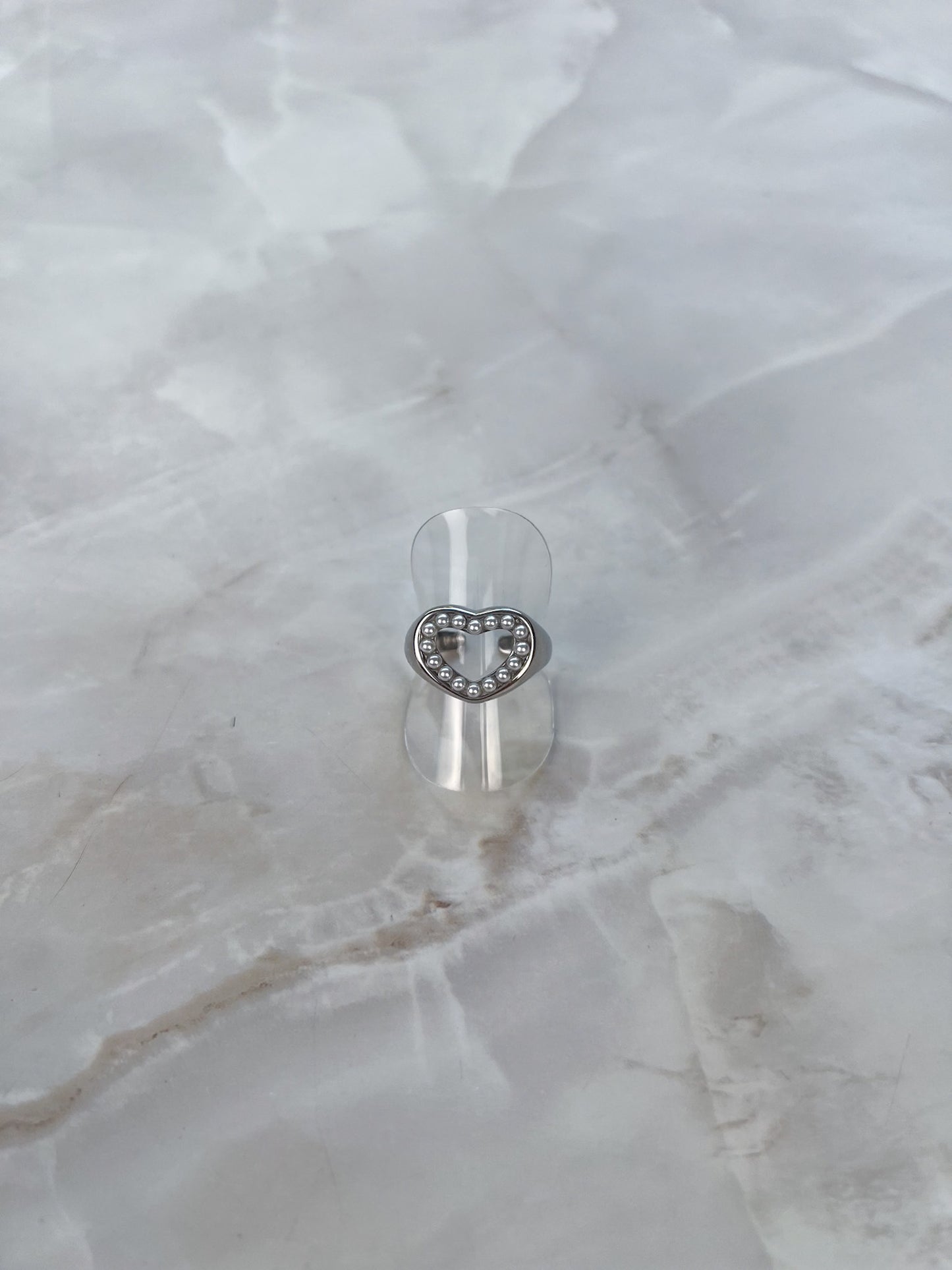 Ring open hartje met parels