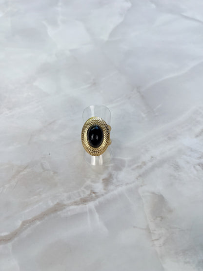 Statement ring ovaal patroon en steen
