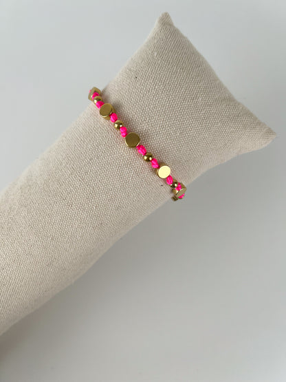 Armband gekleurde stof met balletjes