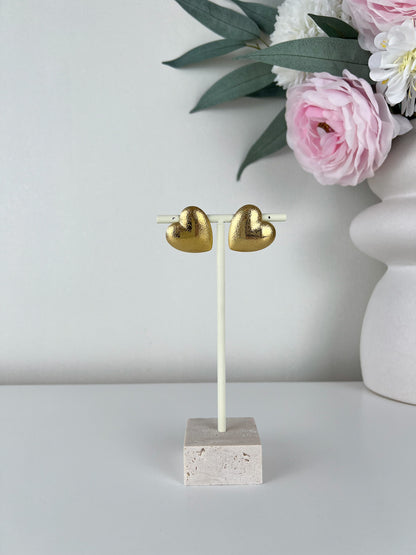 Studs oorbellen volle hartjes met patroon