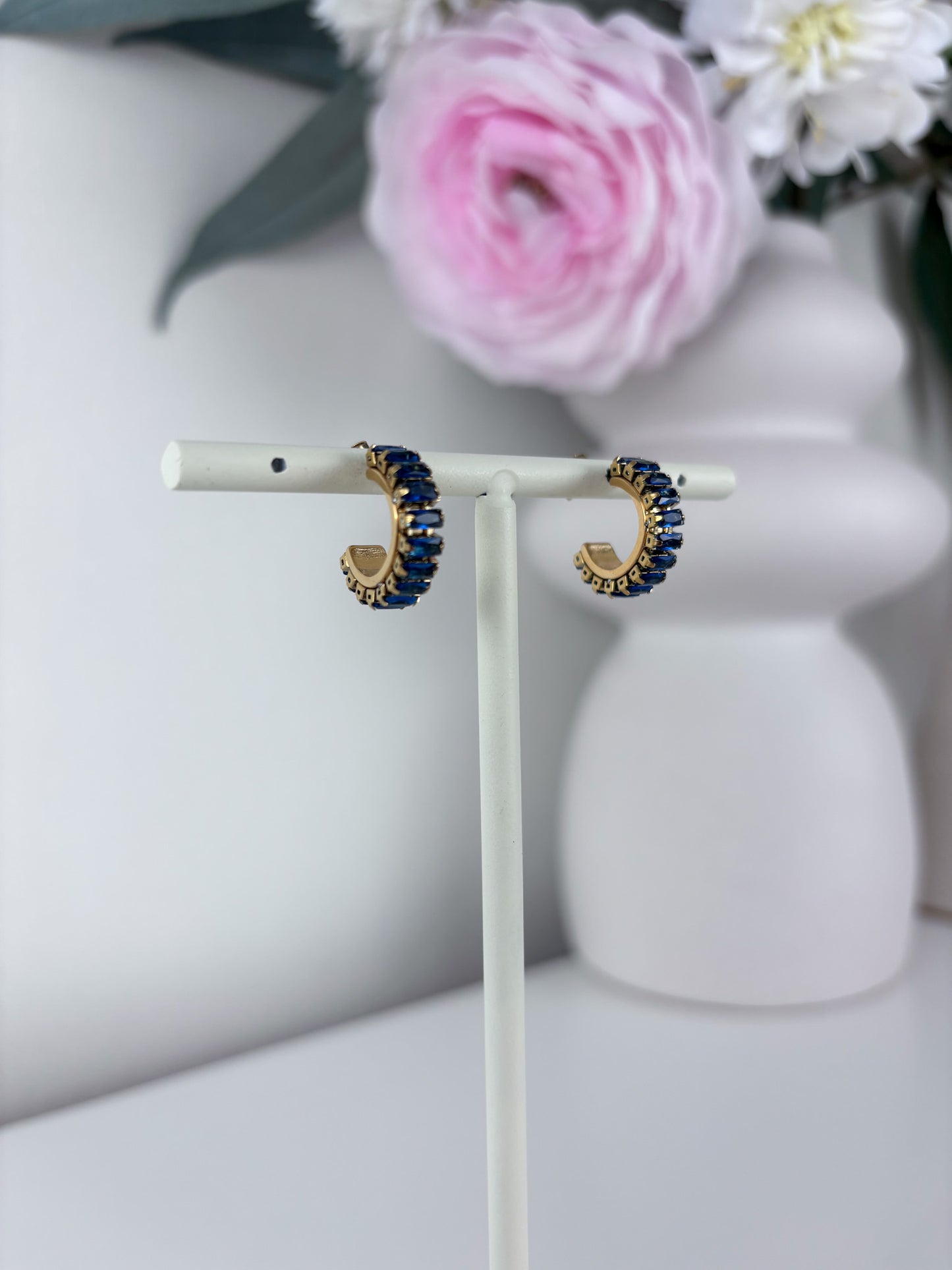 Oorbellen rond met gekleurde steentjes